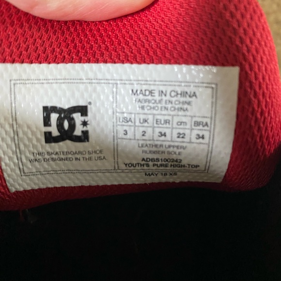 Boys DC shoes - Picture 2 of 2